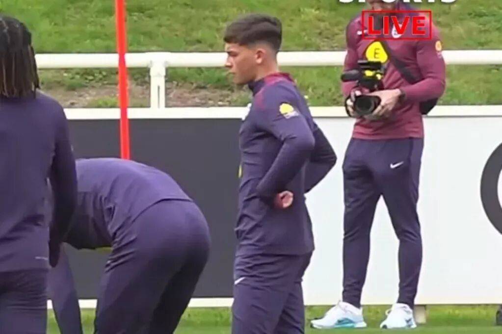 曼联新福登参与英格兰队训练，本赛季有望首秀！拉爵对青训寄予厚望